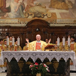 ​Mons. Batelja predvodio misno slavlje prigodom proljetnog susret hrvatskih studenata u crkvi sv. Jeronima u Rimu